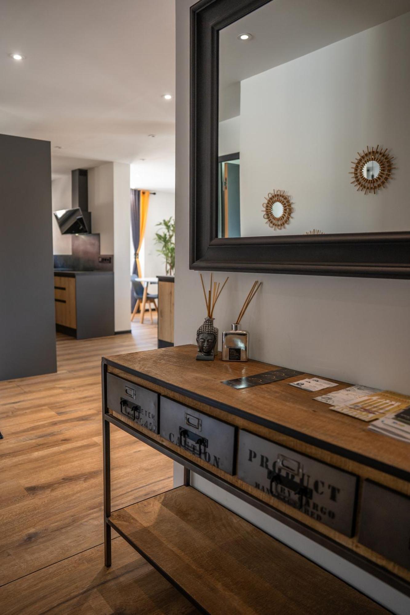 Appartement Centre De Систерон Экстерьер фото